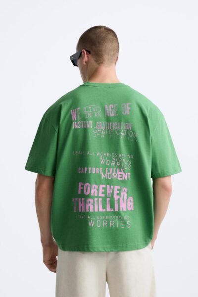 T-SHIRT WITH GRAFFITI SLOGANS - Image 2
